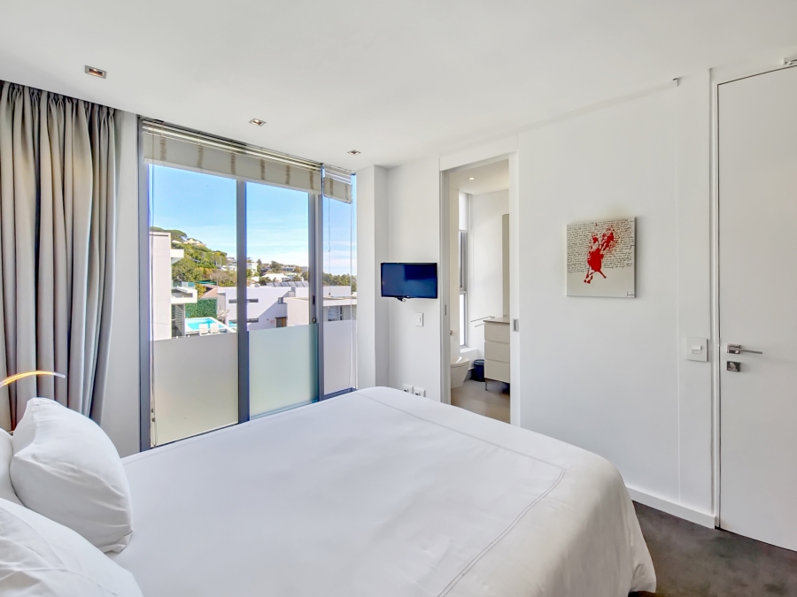 To Let 4 Bedroom Property for Rent in Camps Bay Western Cape